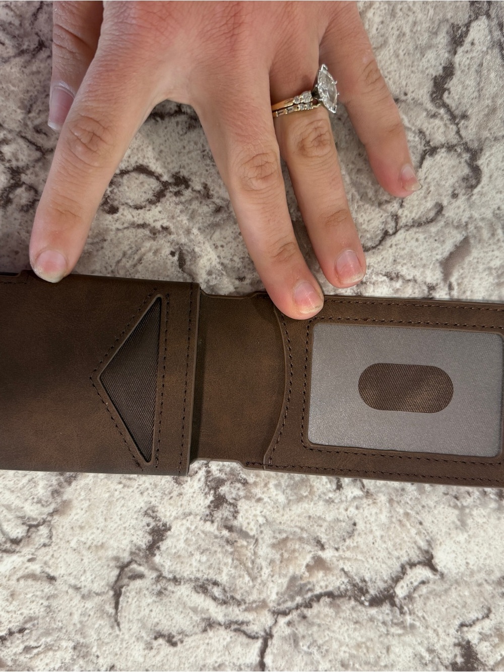 Minimalist Brown Leather Money Clip Wallet - Picture 4 of 6